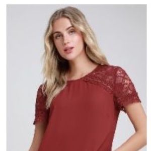 LULU’S RED WINE LACE TOP